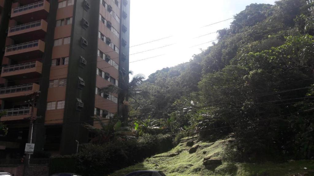 Pe Na Areia - Com Servico De Praia Guaruja Luaran gambar