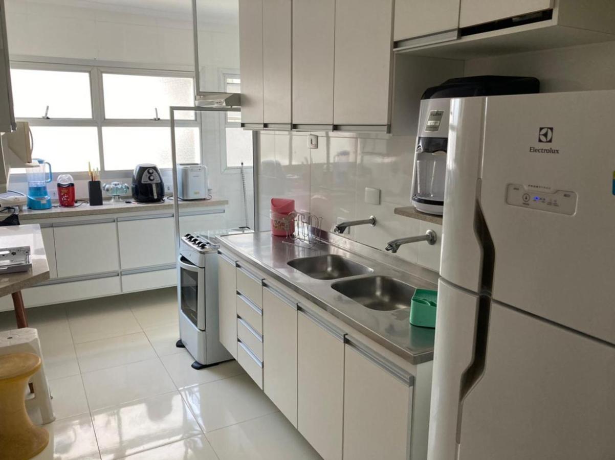 Pe Na Areia - Com Servico De Praia Guaruja Luaran gambar