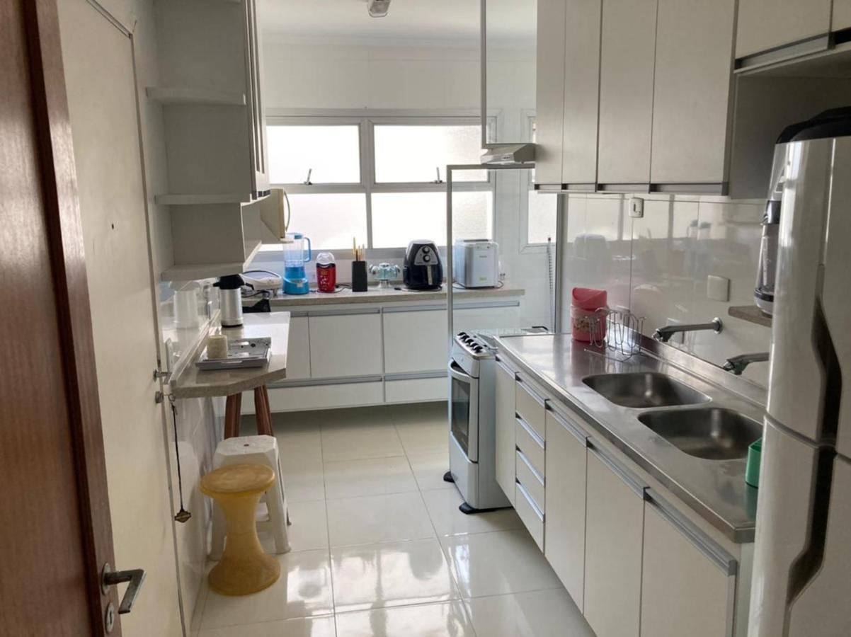 Pe Na Areia - Com Servico De Praia Guaruja Luaran gambar