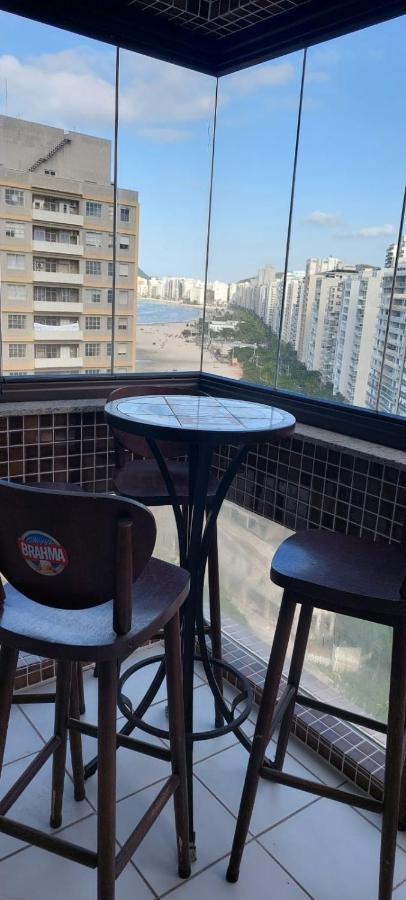 Pe Na Areia - Com Servico De Praia Guaruja Luaran gambar